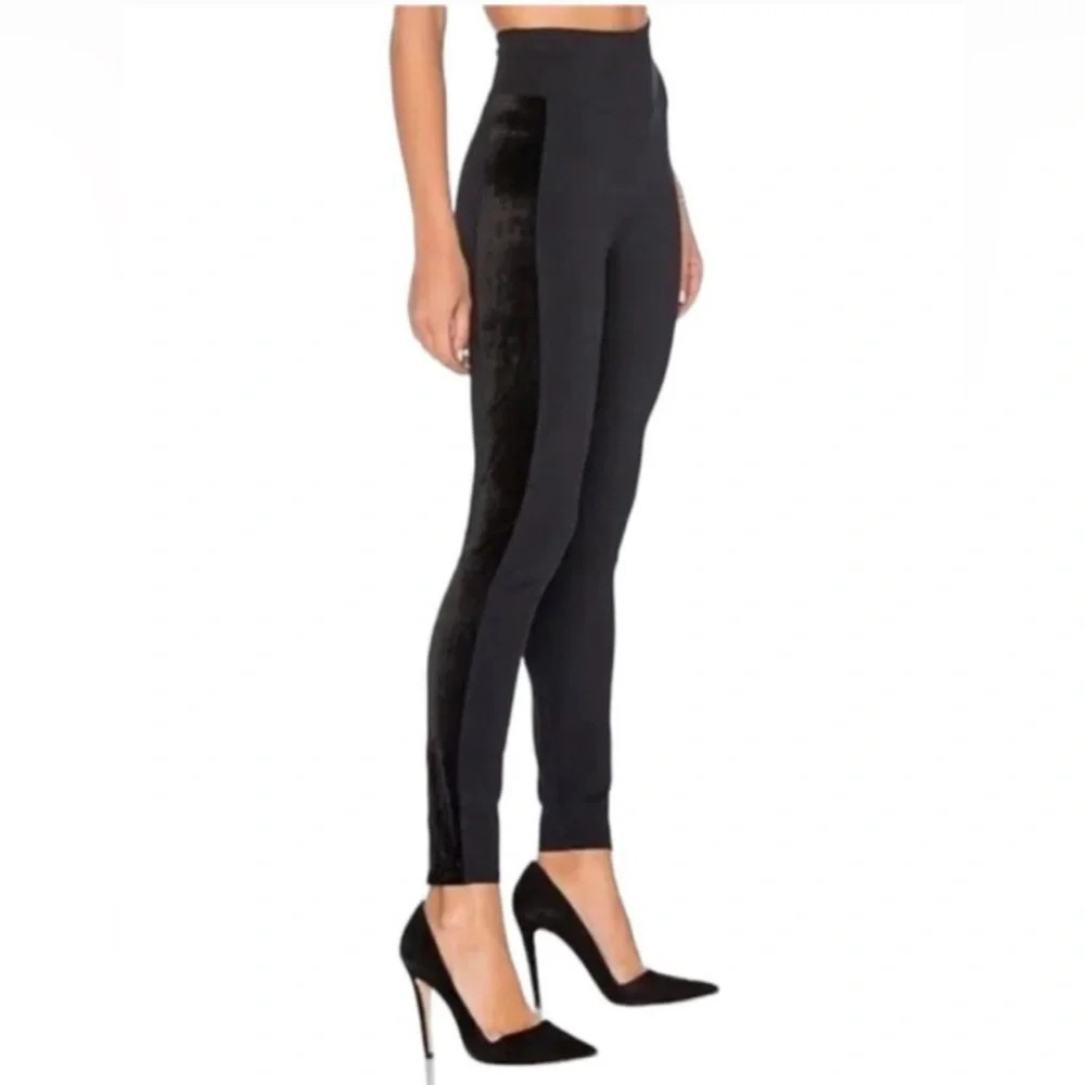 Spanx Ponte Velvet Side Stripe Very Black Mobwife Leggings - Medium